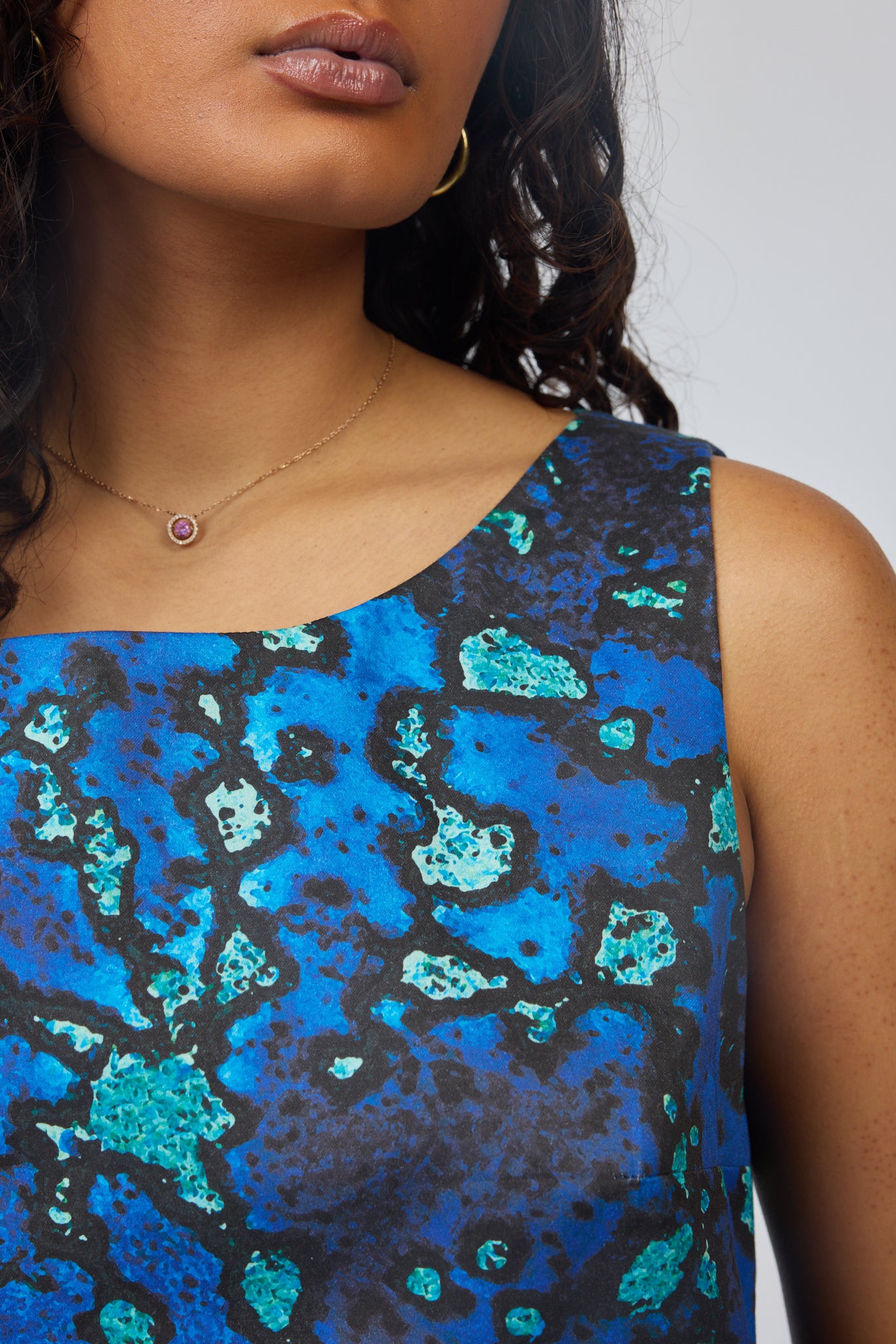 Dee shell top
