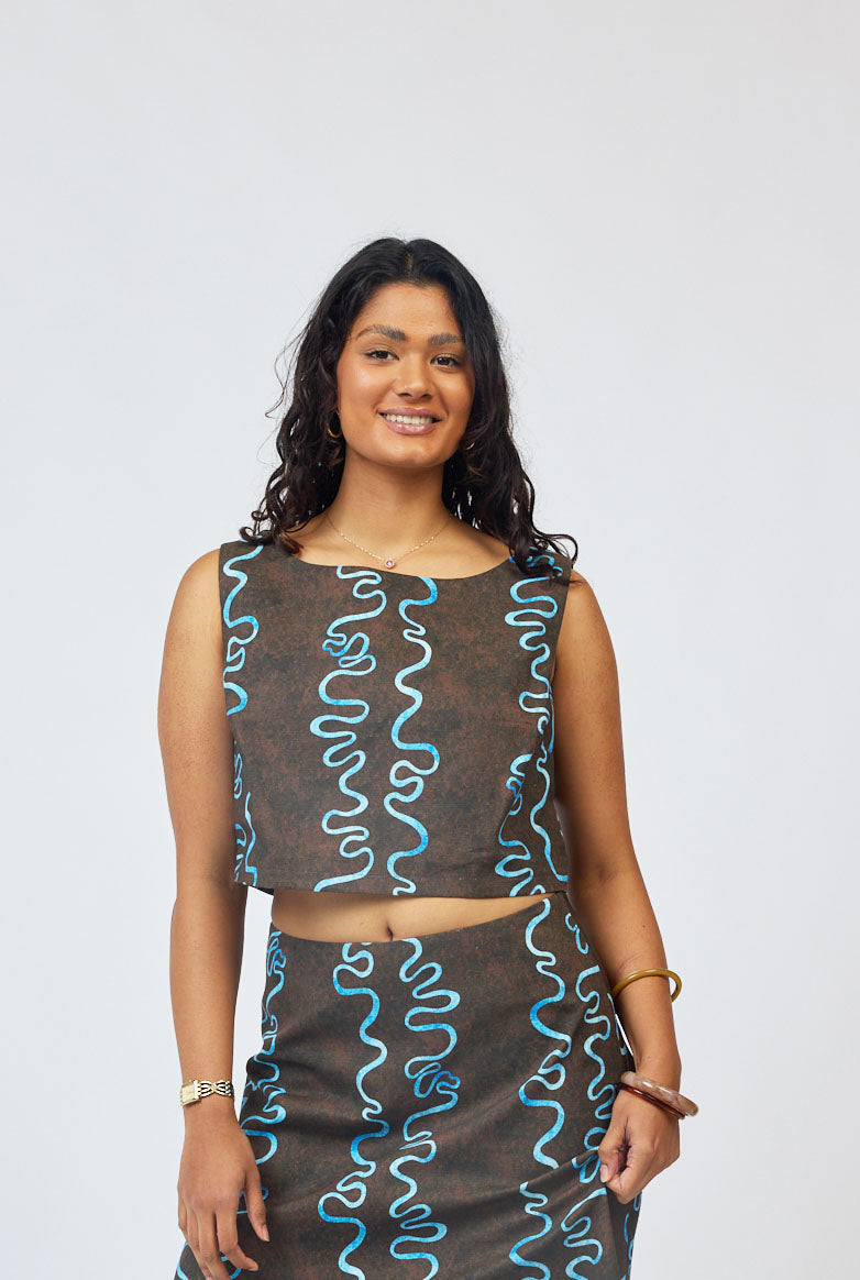 Dee shell top